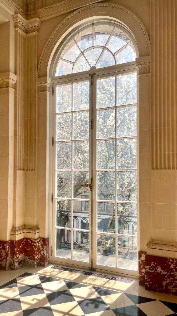 Yalıtımlı ve estetik modern pencere sistemi, enerji tasarruflu tasarım